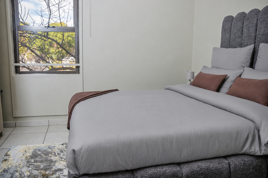 The Bolton Apartment Bedroom photo 5